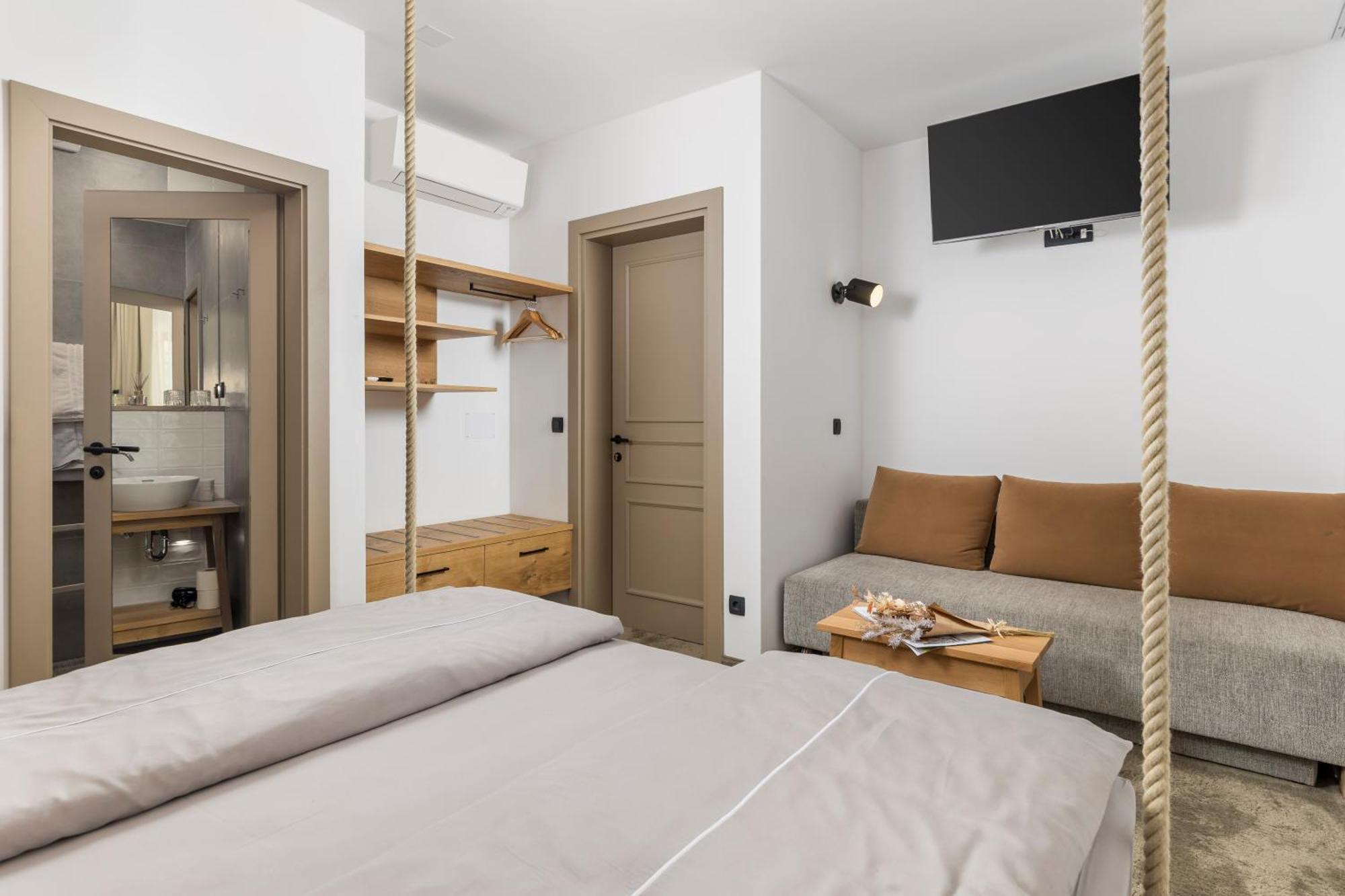 Pula Residence Rooms And Apartments Old City Center Экстерьер фото